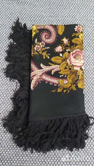 Шарфы и палантины