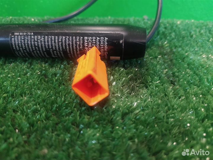 Преднатяжитель ремня левого Ford Fiesta (CBK) 2007