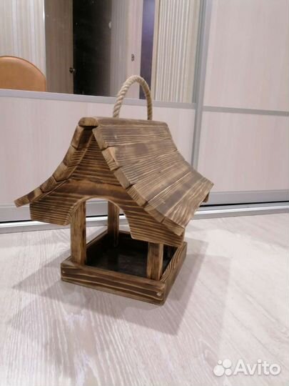 Кормушка для птиц