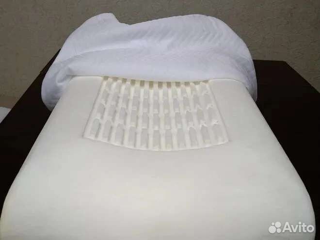 Ортопедическая подушка с памятью