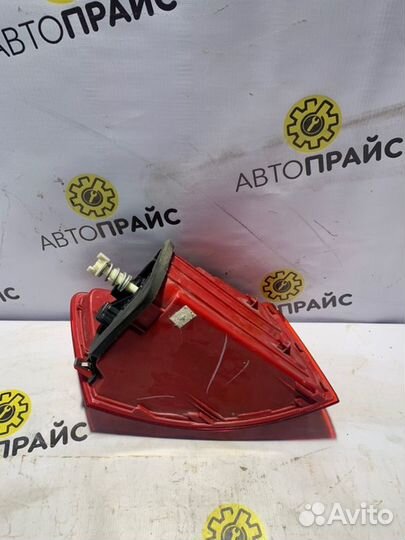 Фонарь заднего хода Volkswagen Jetta 6 CTH 1.4 TSI