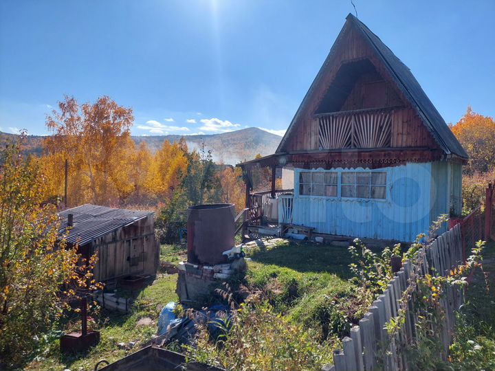 Дом 15 м² на участке 12 сот.