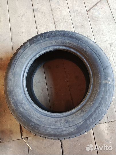 Michelin Alpin 215/65 R15