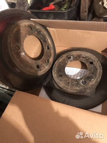Продам диски тормозные задние