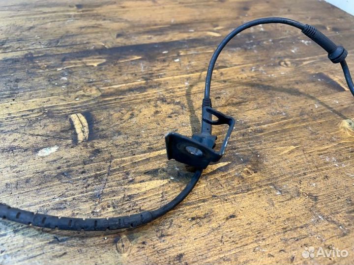 Датчик ABS передний левый Bmw 3 E90 N46B20 2.0