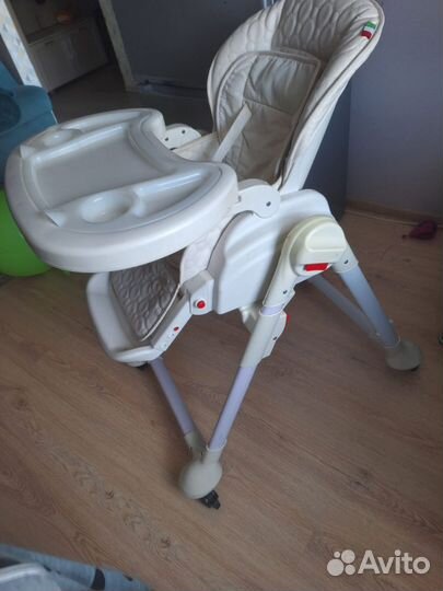 Стульчик для кормления