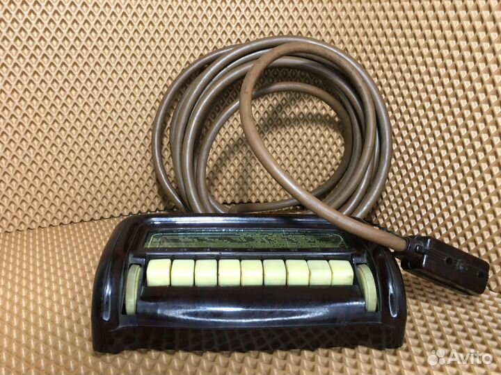 Пульт д/у радиоприемника 