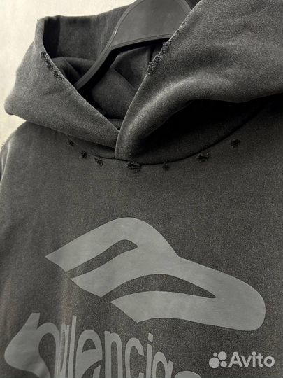 Худи Balenciaga оверсайз (тренд 2025)
