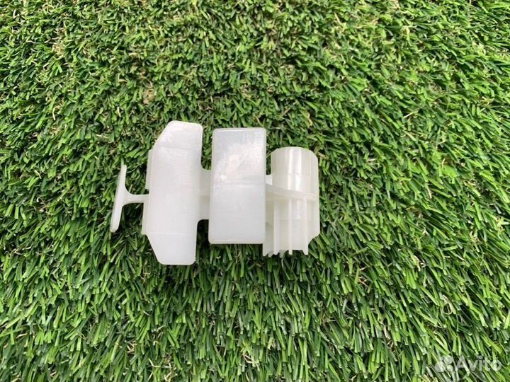 Кронштейн бампера Toyota Land Cruiser