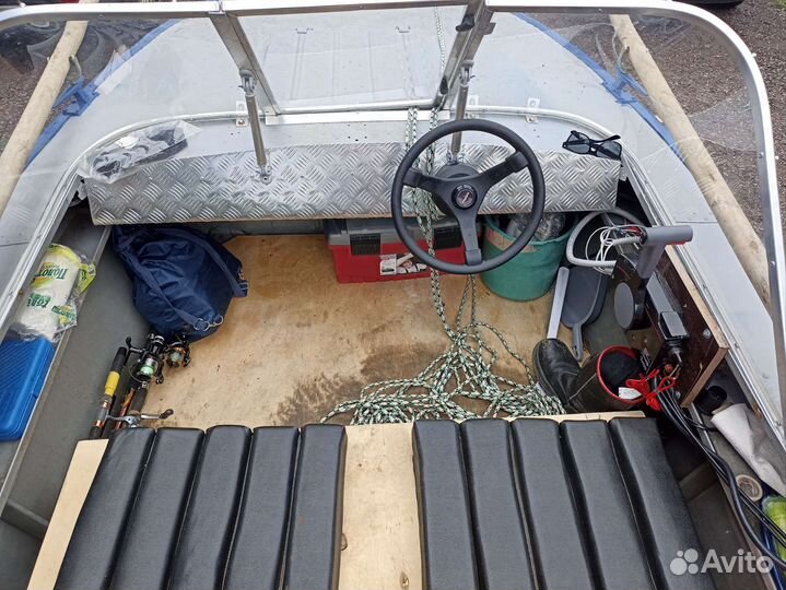 Моторная лодка прогресс4