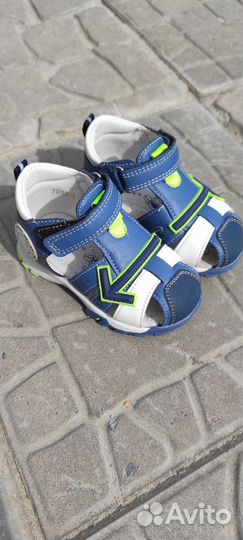 Сандалии детские для мальчиков 23