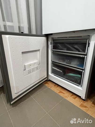 Холодильник siemens