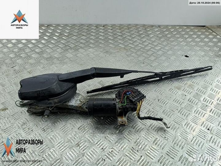 Механизм стеклоочистителя (трапеция дворников)