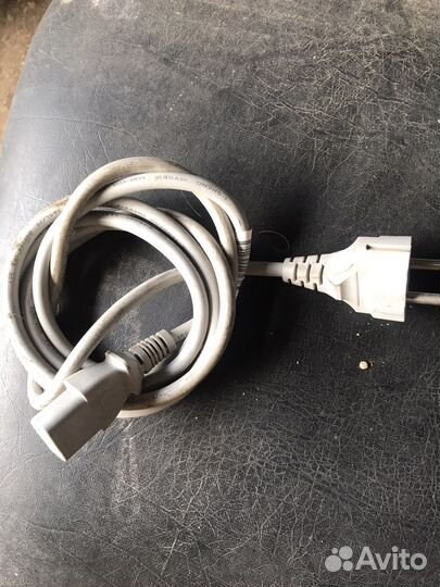 Кабель для компьютера сетевой