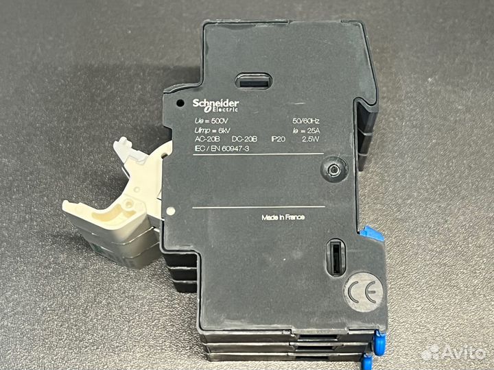 Schneider DF83 Разъединитель, новый, 16 шт