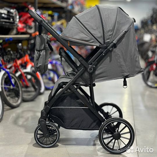 Прогулочная коляска Luxmom H2 новая