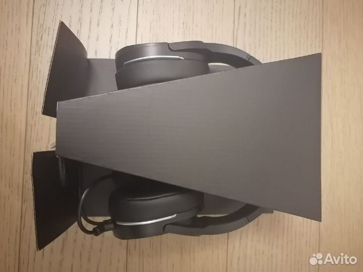 Проводная гарнитура MSI Immerse GH20 черный