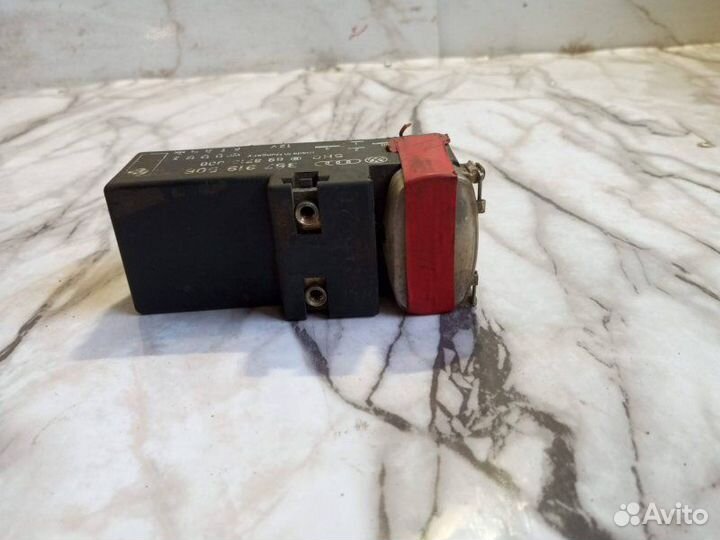 Блок управления вентилятором радиатора Volkswagen