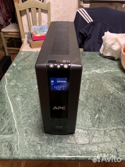 Ибп APC Back-UPS Pro 900 (br900gi)