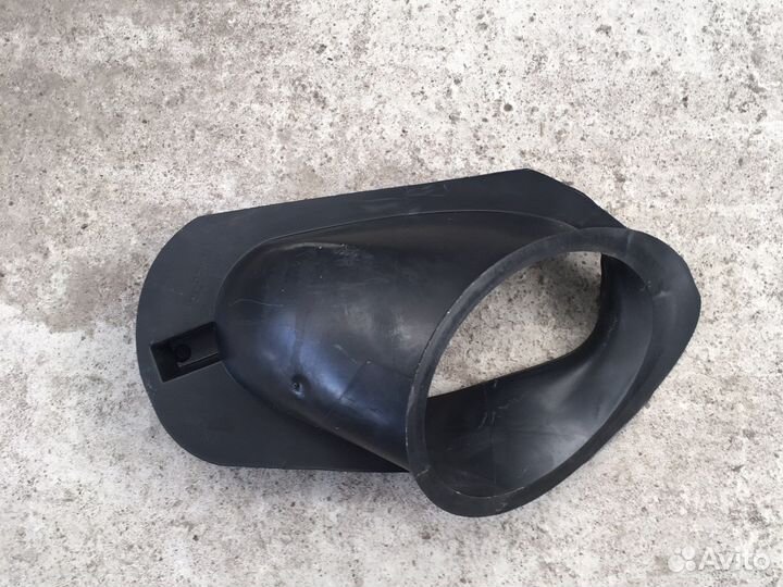 Воздухозаборник Peugeot 307 (2900)