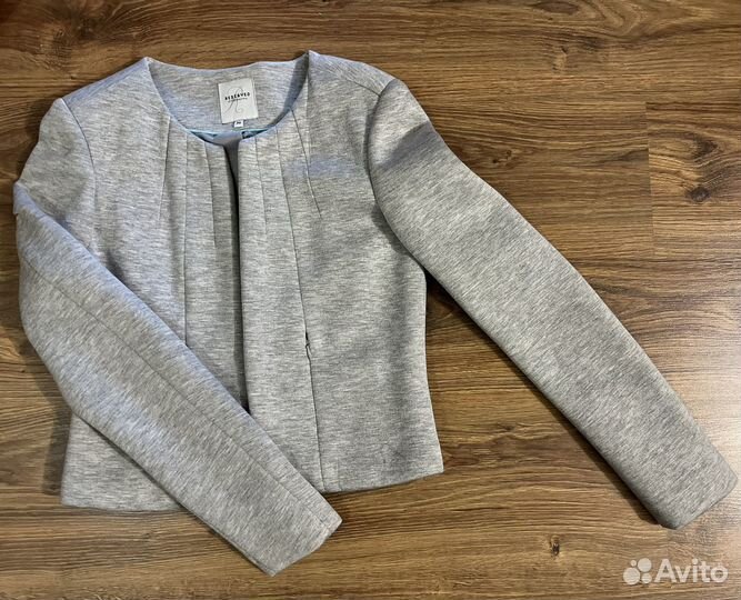 Жакет, пиджак женский 42