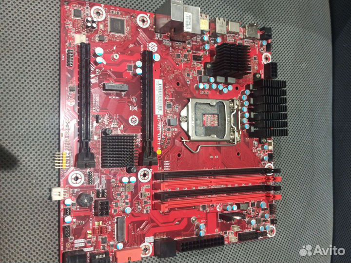 Материнская плата