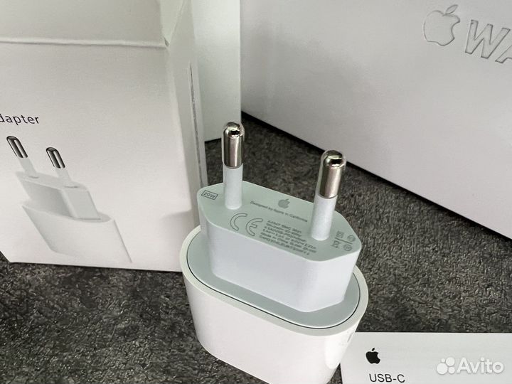 Зарядка на iPhone 20w