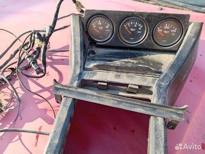 Дополнительные приборы на Ауди-80