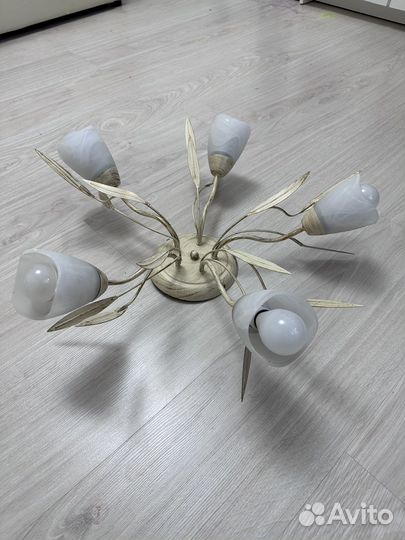 Люстра потолочная