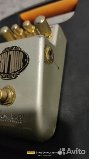 Гитарная педаль marshall GV-2 THE GUV'NOR plus