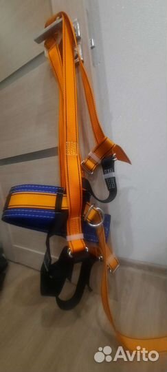 Страховочная система привязь