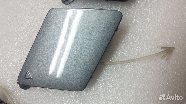 BMW F10 2009-13 заглушка буксиров в перед бамп сер