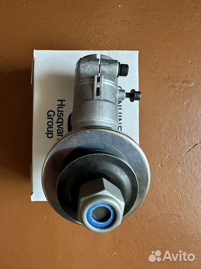 Редуктор оригинал новый Husqvarna 128R