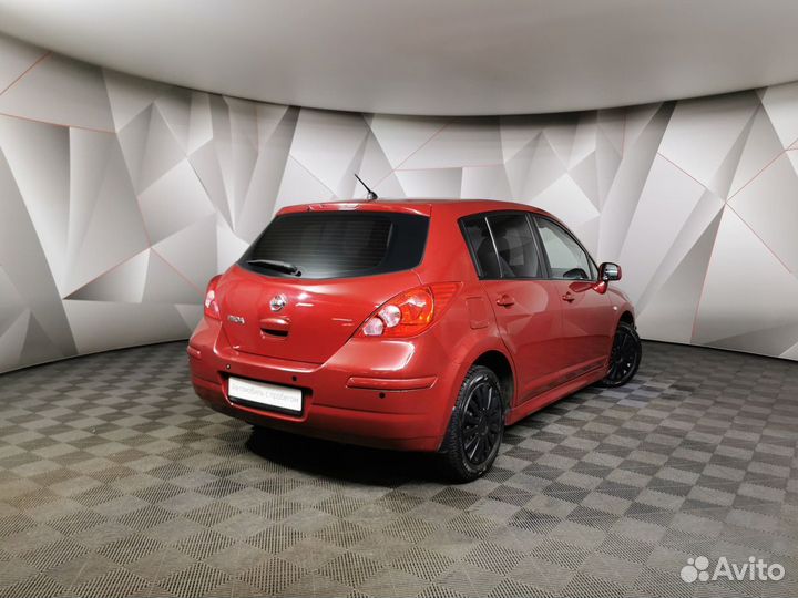 Nissan Tiida 1.6 AT, 2011, 122 817 км