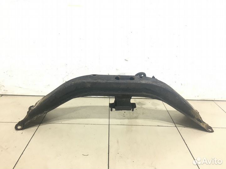 Балка передняя поперечная