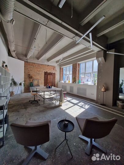 Почасовая аренда студии 70 м² в центре