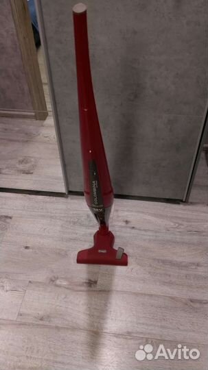 Пылесос De'Longhi XLR18LM.R, красный