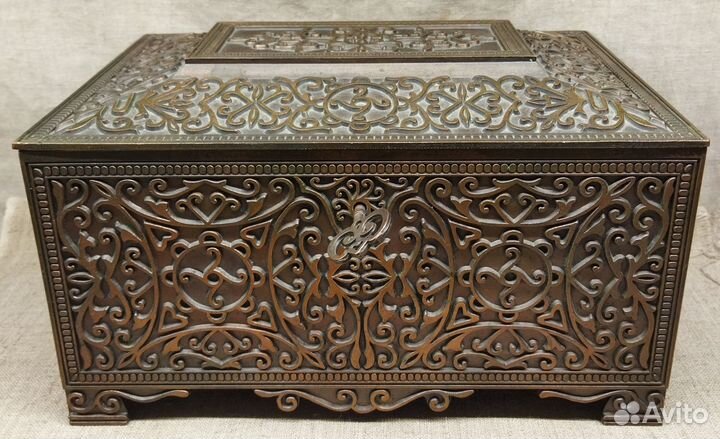 Шкатулка ларец обмеденный силумин.ссср