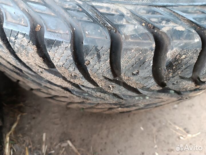 Yokohama 902W 285/60 R18