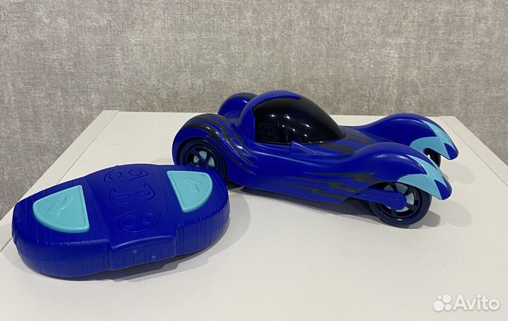 Машина кэтмобиль