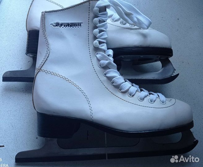 Коньки женские фигурные 38