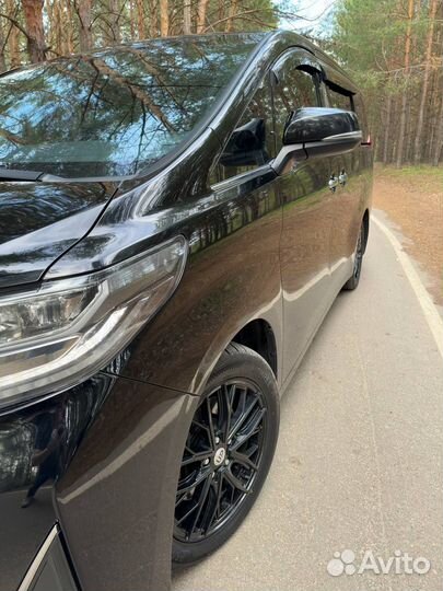 Toyota Alphard 3.5 AT, 2019, 130 500 км