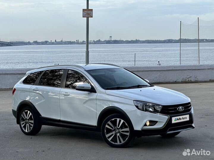 LADA Vesta Cross 1.6 CVT, 2022, 32 200 км