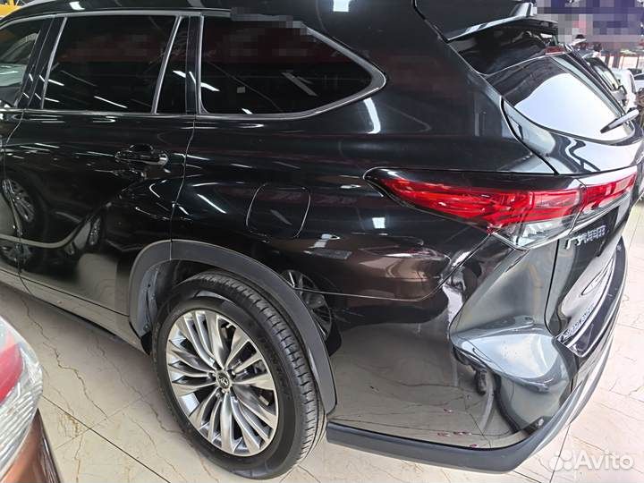 Toyota Highlander 2.5 CVT, 2022, 57 211 км
