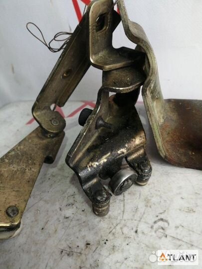 Ролик двери задний правый honda acty