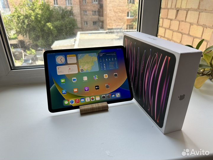 iPad Pro 11 M2 2022 Wi-Fi 128Gb (3 месяца)