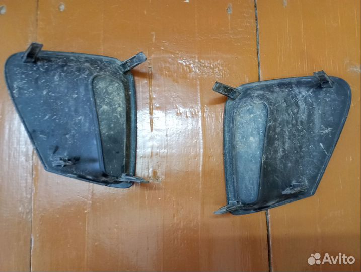 Накладки противотуманных фар Тойота Королла е150