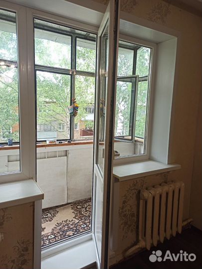 Балконная рама, зальное окно