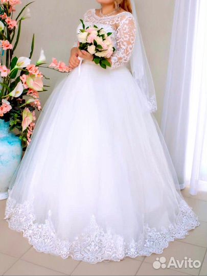 Платье свадебное