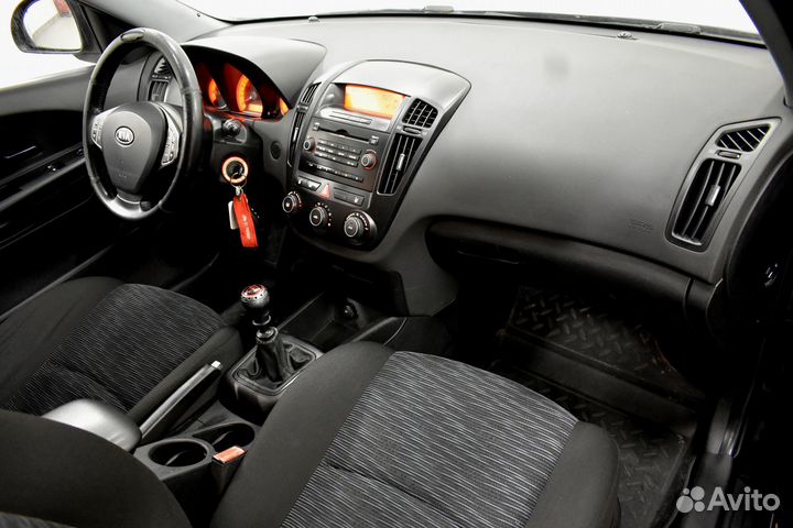 Kia Ceed 1.6 МТ, 2008, 320 000 км